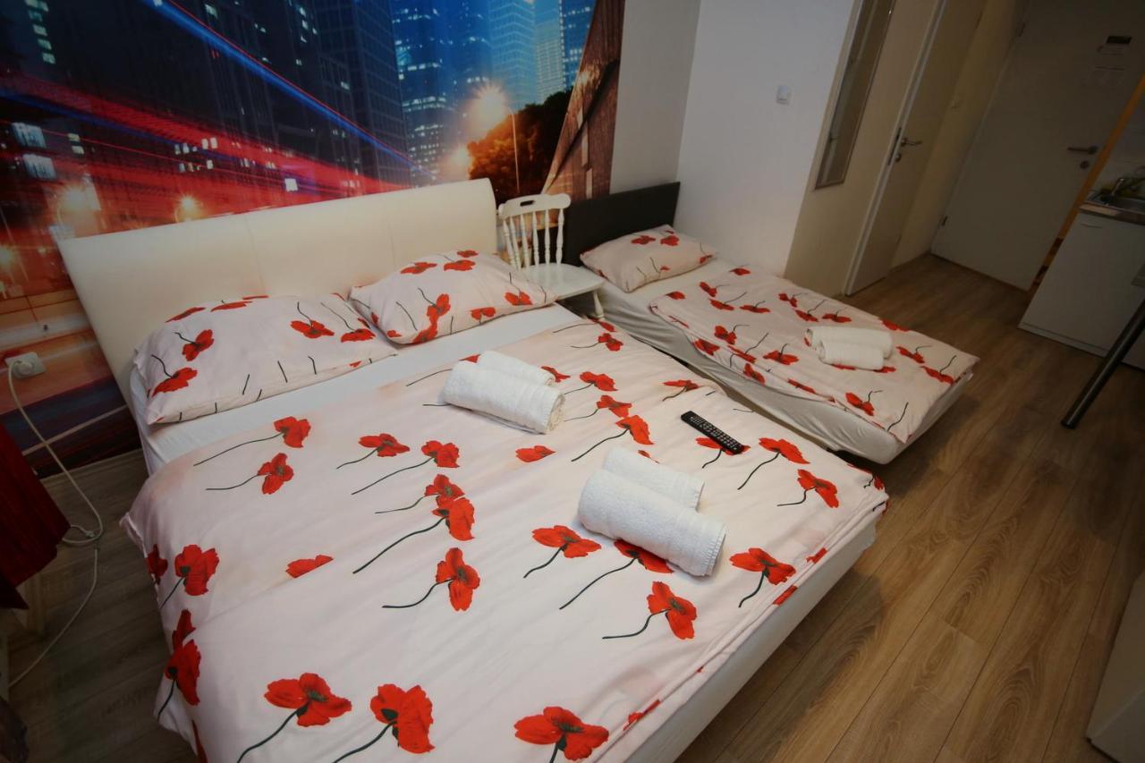 Apartments Rooms Fontane Trnje - Free Parking 萨格勒布 外观 照片