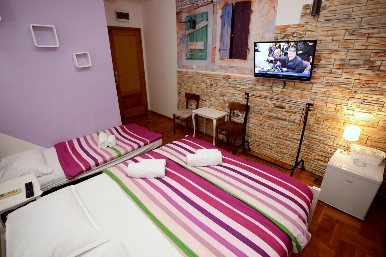 Apartments Rooms Fontane Trnje - Free Parking 萨格勒布 外观 照片